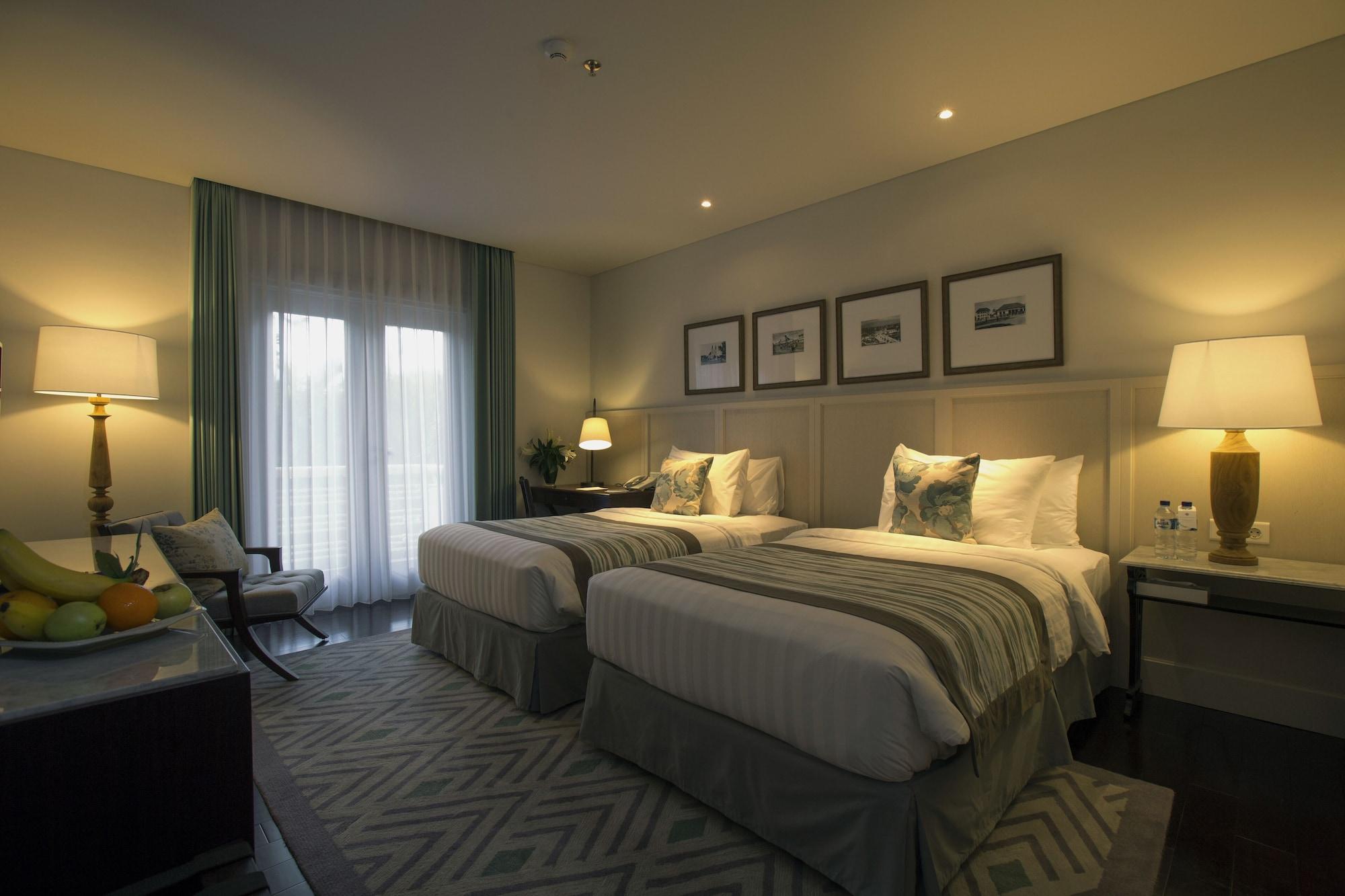 The Shalimar Boutique Hotel Malang Exterior foto