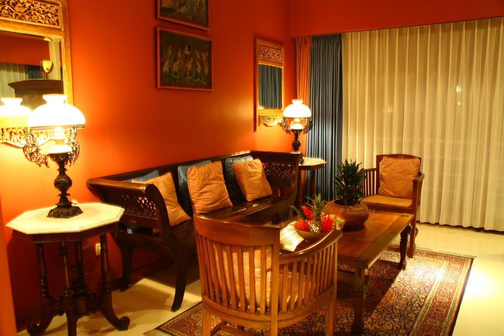 The Shalimar Boutique Hotel Malang Exterior foto